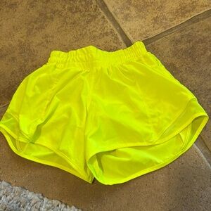 Lululemon Hotty Hots